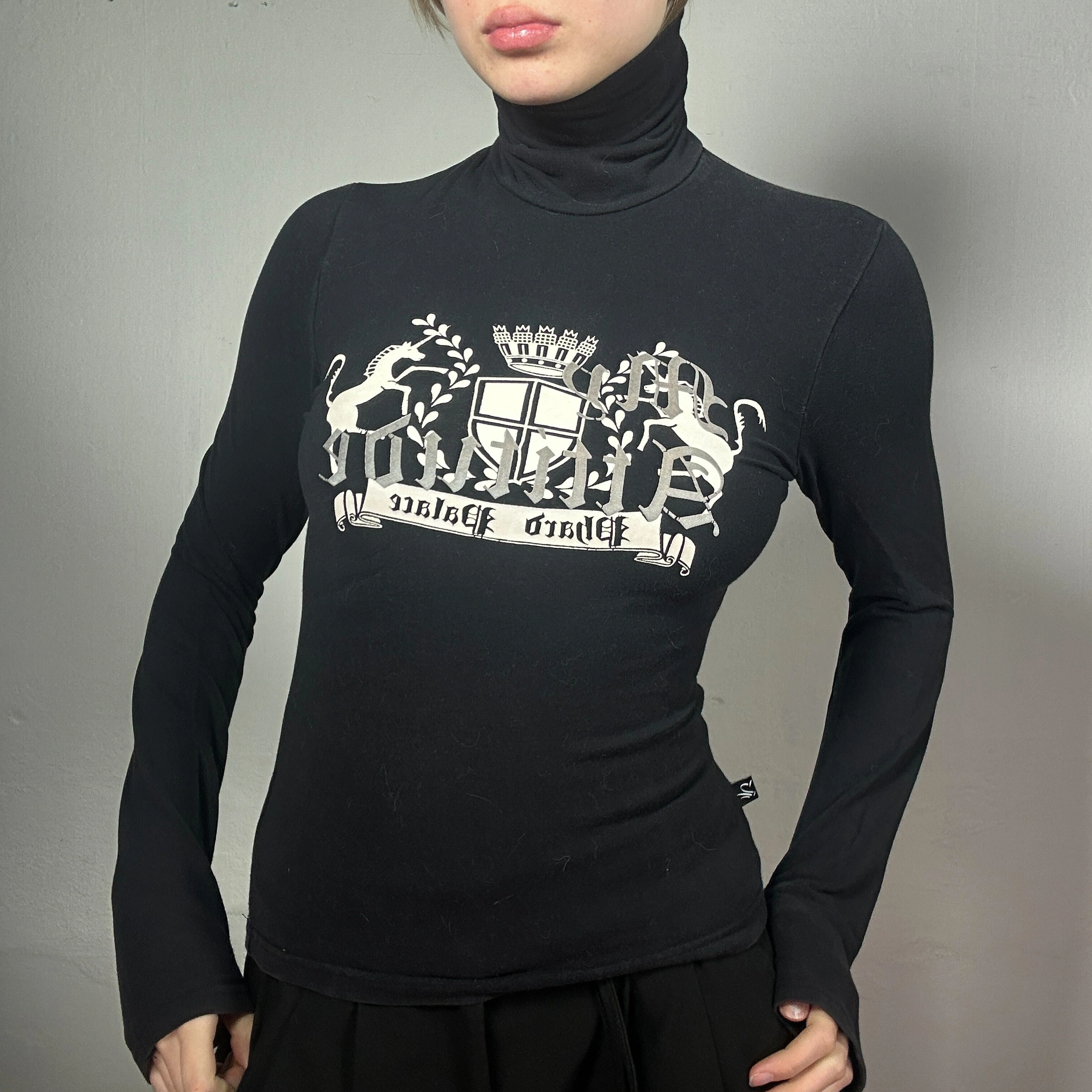 Y2K Gothic Glam Turtleneck Top Black Graphic Sleeve Sexy Vintage Style Small