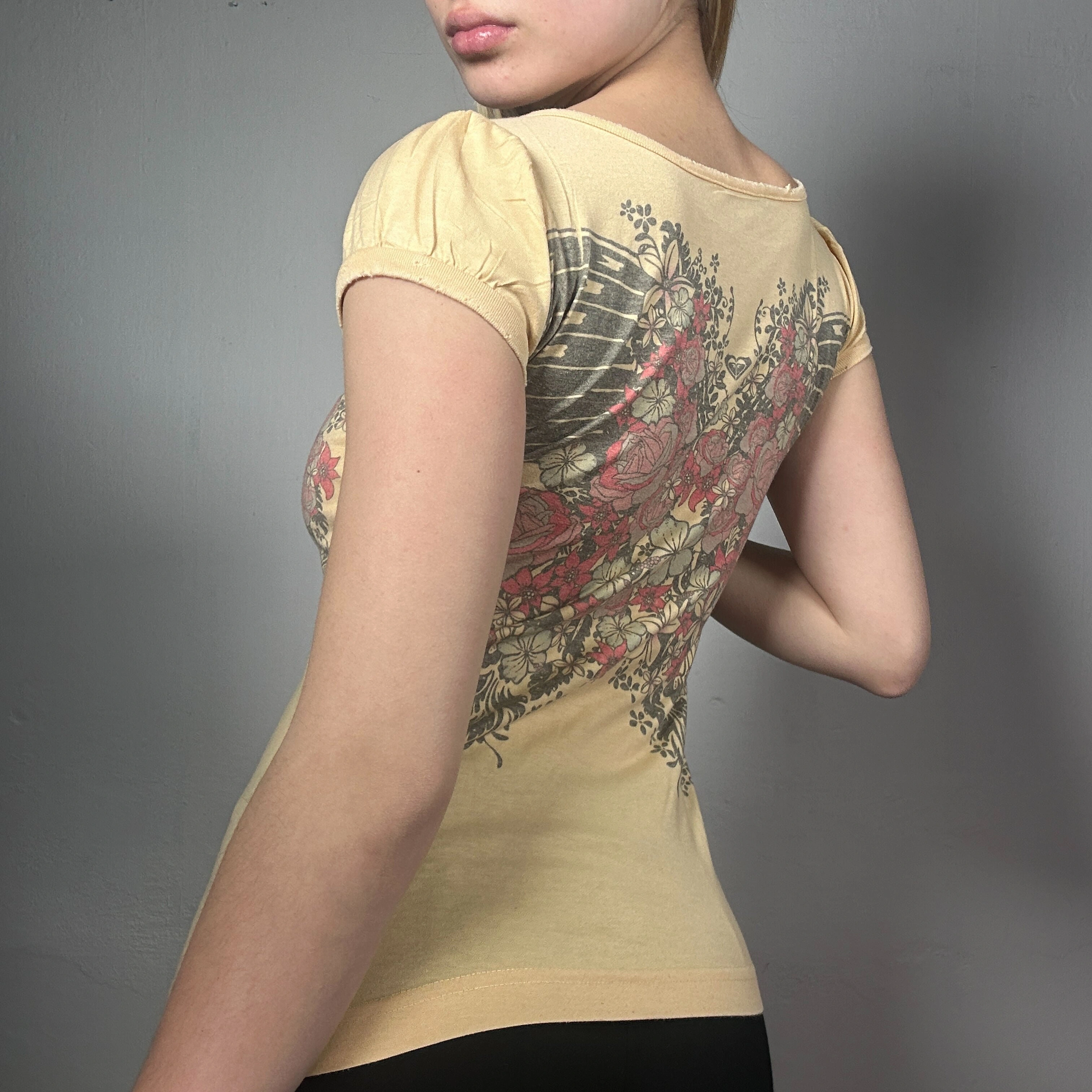90s Baby Tee Yellow Floral Romantic Vibes Size Small